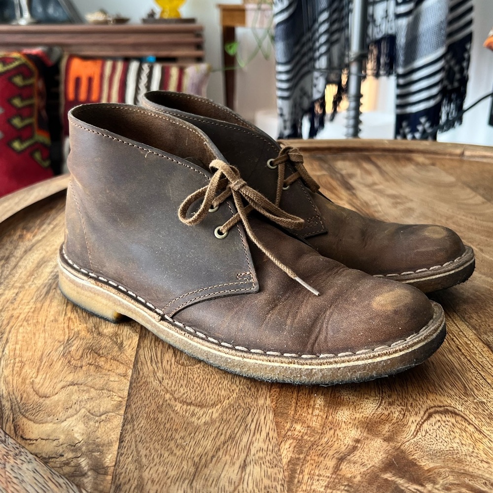 Clarks Brown Leather Desert Boots - 7.5